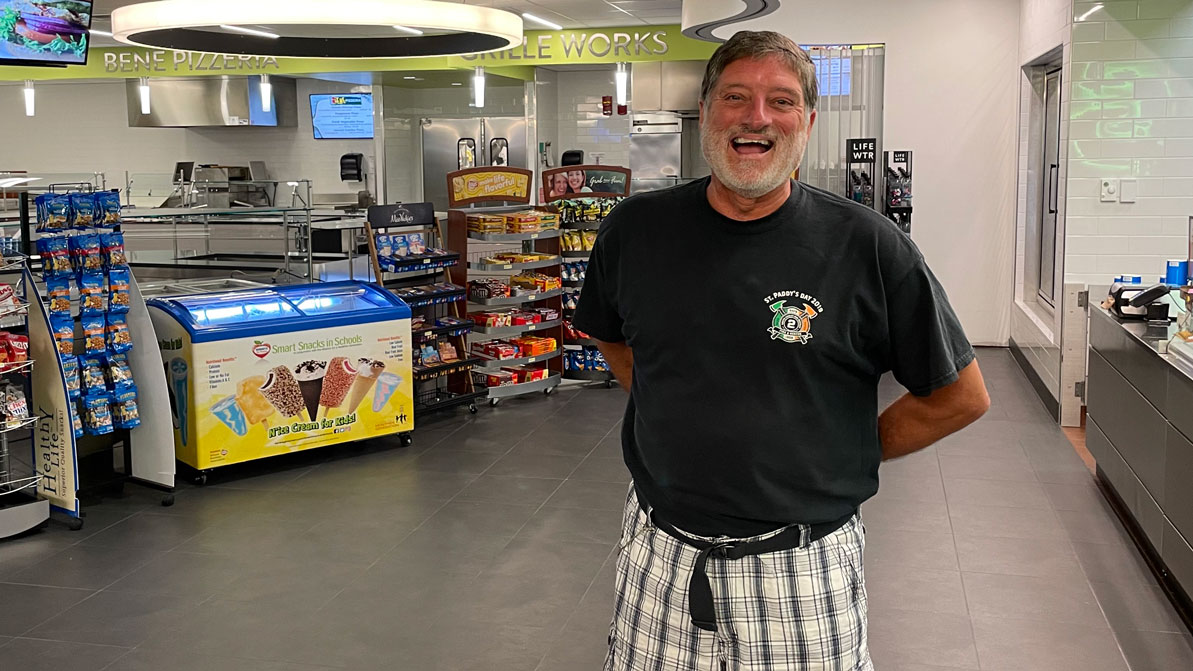 Mark Pronovost '81 holds court (the food court)